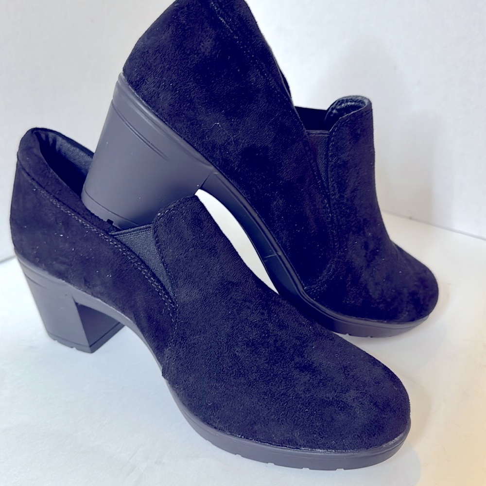 Centro Point Women's Black Suede Pump Block 2.7” Heels Bootie Size 8  Slip On